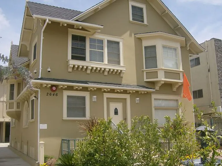 2646 Ellendale — Photo 9
