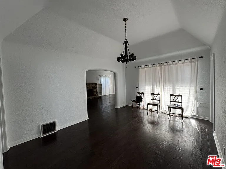 326 N La Jolla Ave — Photo 8
