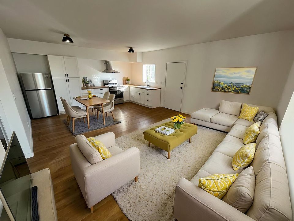 1st image of 1821 Sichel St #14