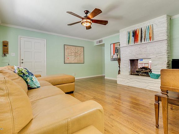 5th image of 8706 E Thornwood Dr
