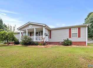 7500 Section Line Rd, Albertville, AL 35950