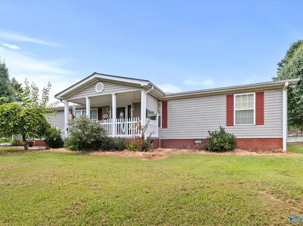 7500 Section Line Rd, Albertville, AL 35950