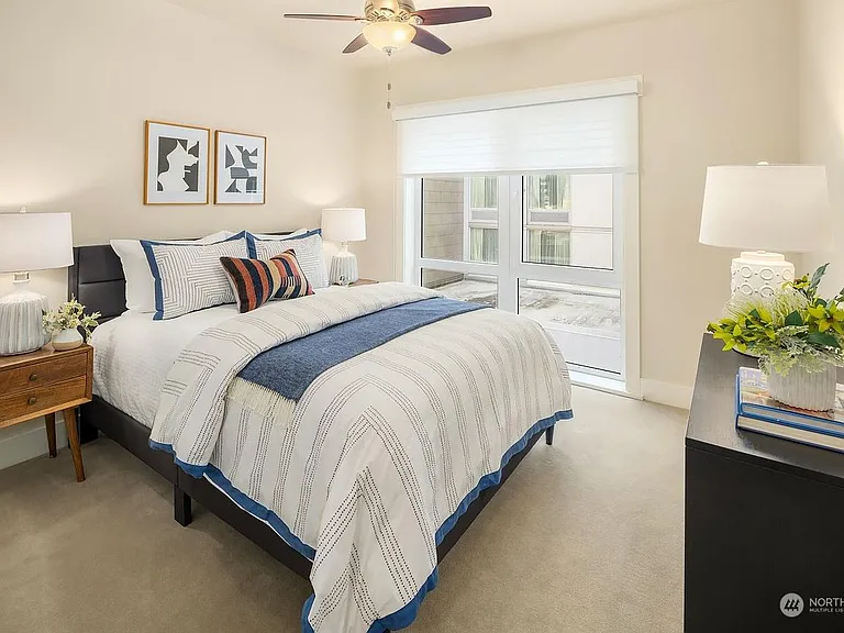 699 John St #413 — Photo 13