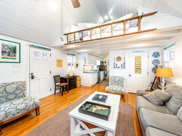 21 Nickerson Rd UNIT 3