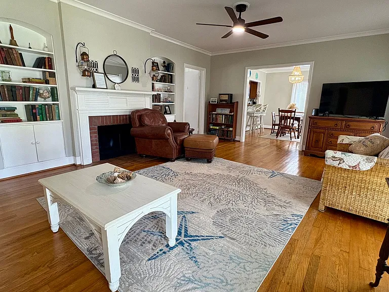 6303 S Indian River Dr — Photo 3