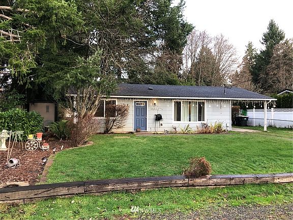 2nd image of 2312 Westlake Drive SE