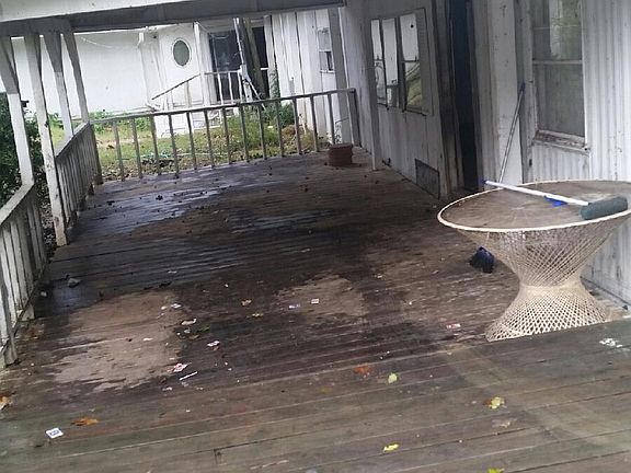 2nd image of 198 Lynn Creek Dr