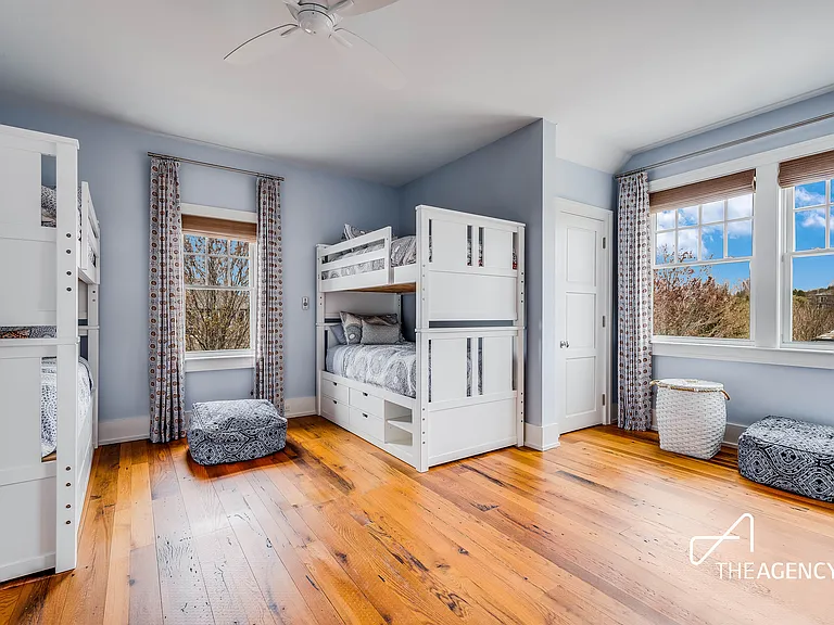 225 E Lake Dr — Photo 19