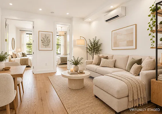 Living room, photo 1