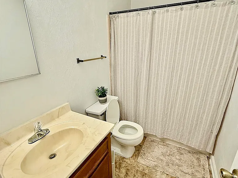 424 Victory Garden Dr #3 — Photo 11