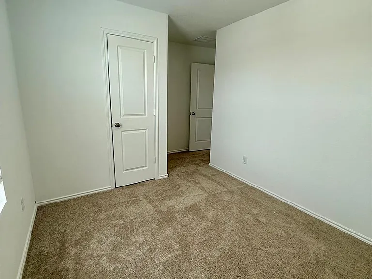 214 Kyanite Dr — Photo 16