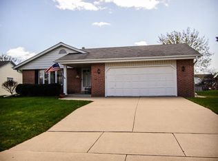 N78W15357 Rosewood Dr, Menomonee Falls, WI 53051