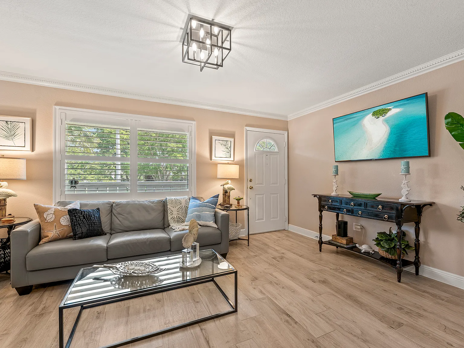 1 bed, 631 sqft, $2,000 — Photo 4