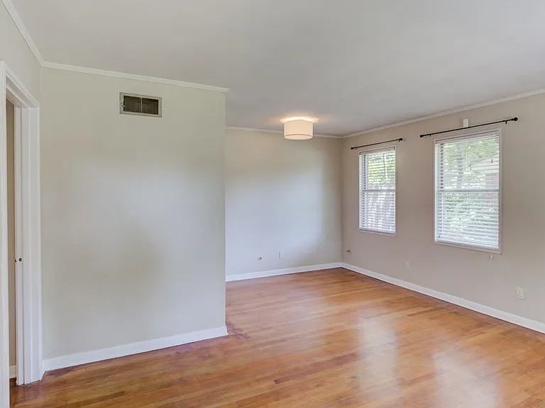 4966 Verne Rd — Photo 3