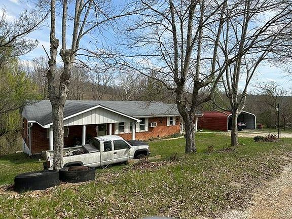 3rd image of 464 N State Highway 32