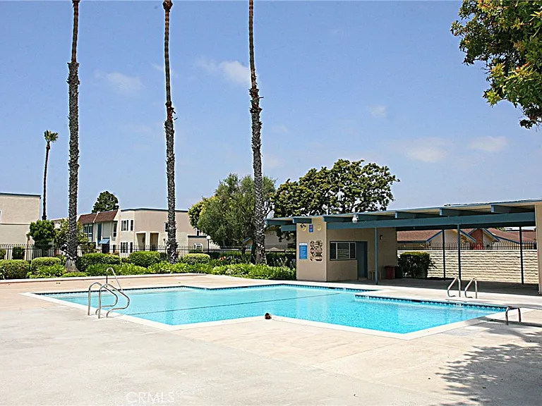 9746 Monte Carlo Cir — Photo 29