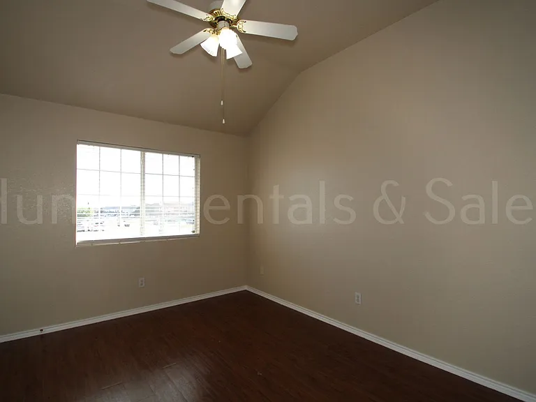 3904C Gus Dr — Photo 13