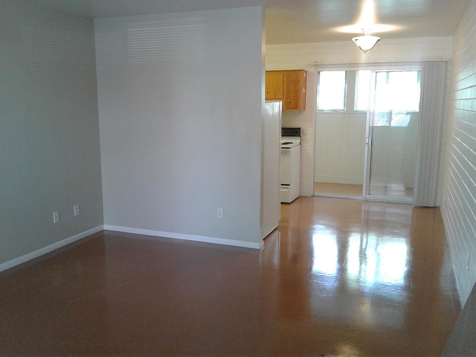 Living & Dining Area, Leading Out To Sunroom