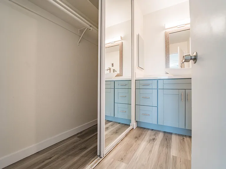 240 Iron Dr — Photo 21