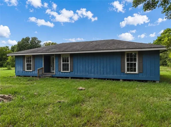 8636 Beth Dr, Youngsville, LA 70592