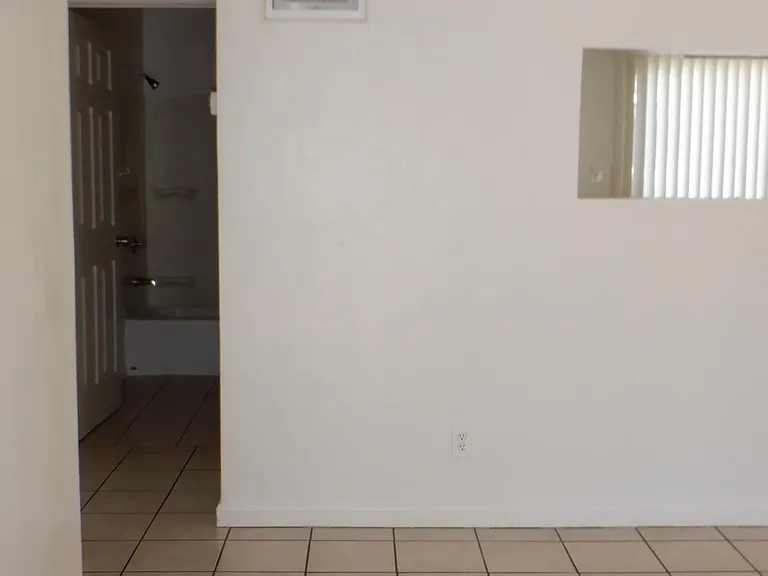 1535 E 29th Ave #4 — Photo 11