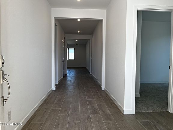 3rd image of 17504 W LUPINE Avenue