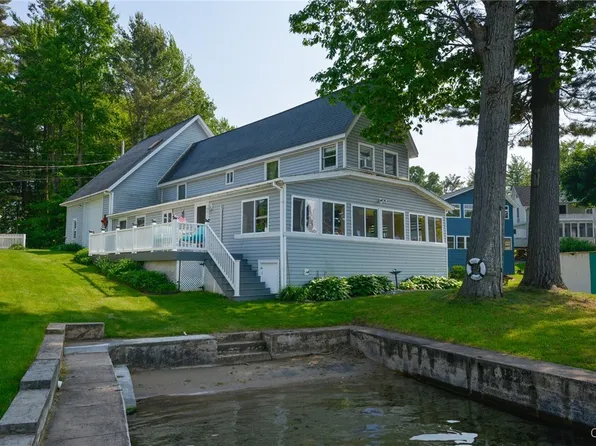 21157 Home St, Alexandria Bay, NY 13607