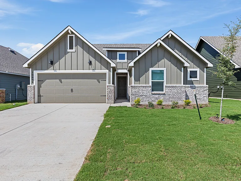 10408 Neptune Ct — Photo 1