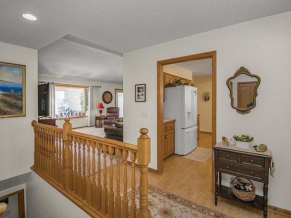 4th image of 420 5th Street Ct