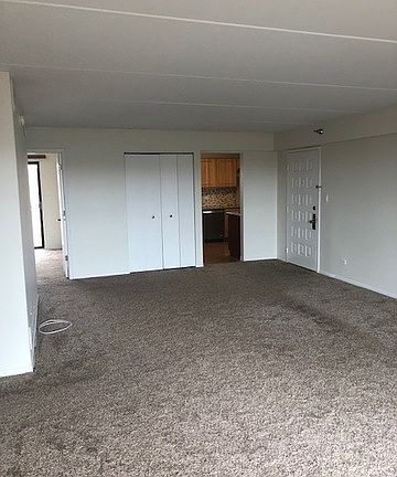5th image of 6040 Lake Bluff Dr Unit 701
