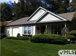 164 Morning Glory Ln, Whiting, NJ 08759