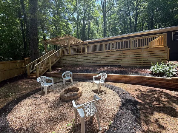 55 Wallace St, Clayton, GA 30525