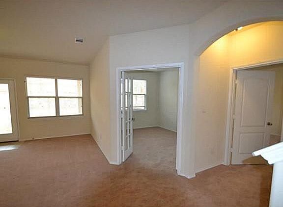 5th image of 1269 Waterford Dr