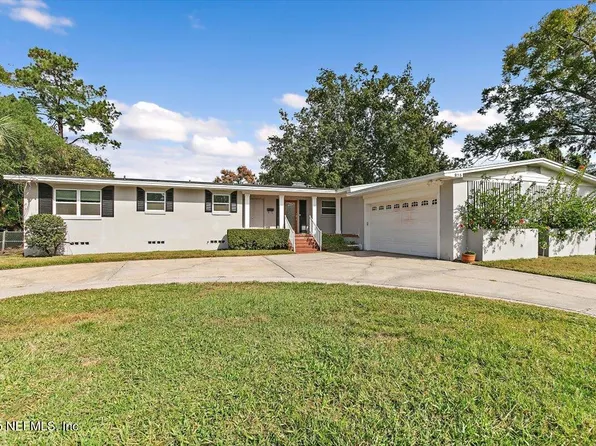 915 OLD GROVE Manor, Jacksonville, FL 32207