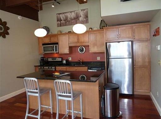3rd image of 15 Cedar St Unit 24
