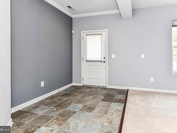 2nd image of 44025 Eastgate View Dr