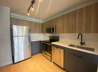 1850 N Clark St APT 205, Chicago, IL 60614