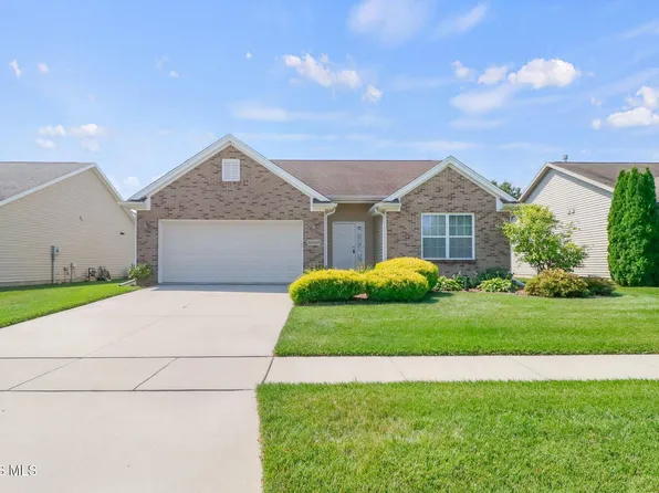 10919 S Lakes Dr, Perrysburg, OH 43551