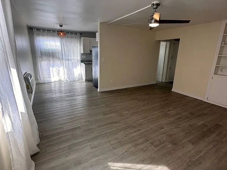 4533 Contour Blvd. — Photo 44