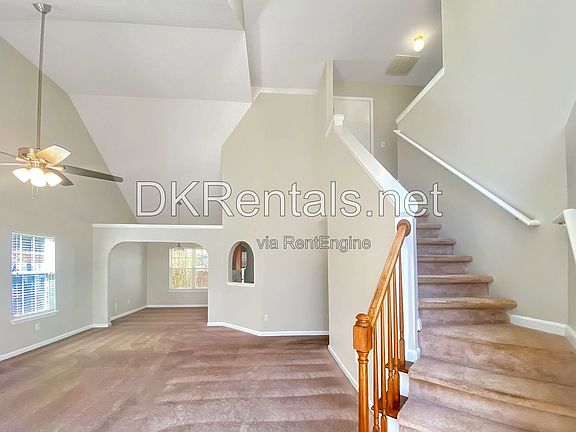 2nd image of 2743 Lake Park Rdg W