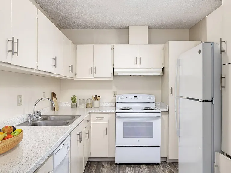 Dorchester Apartments | Spacious 1 & 2 Bedroom Apartments Near SDSU — Photo 42