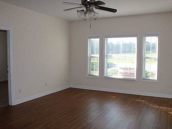 2nd image of 223 Sawgrass Trl