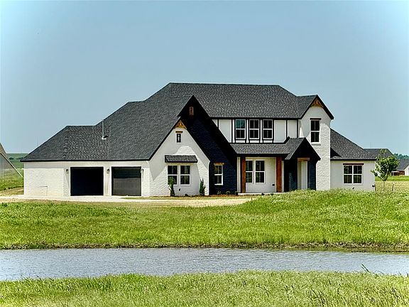 2nd image of 4175 White Ash Dr