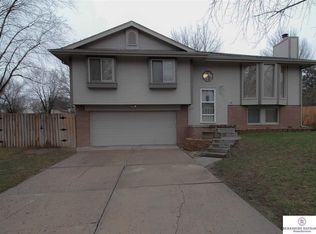 13910 Emiline St, Omaha, NE 68138