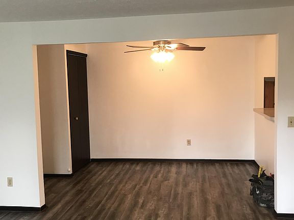 2nd image of 1877 Turner Blvd APT E