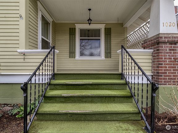 3rd image of 1020 Francis Avenue