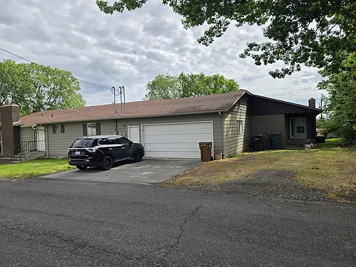 1439 Terrace Dr Photo 1