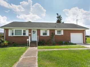 905 Dobbs St, Hertford, NC 27944