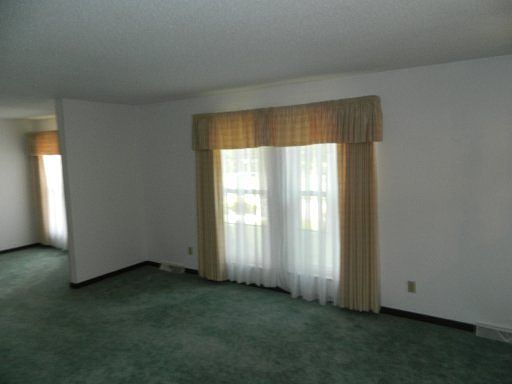 3rd image of 7532 Oaken Dr