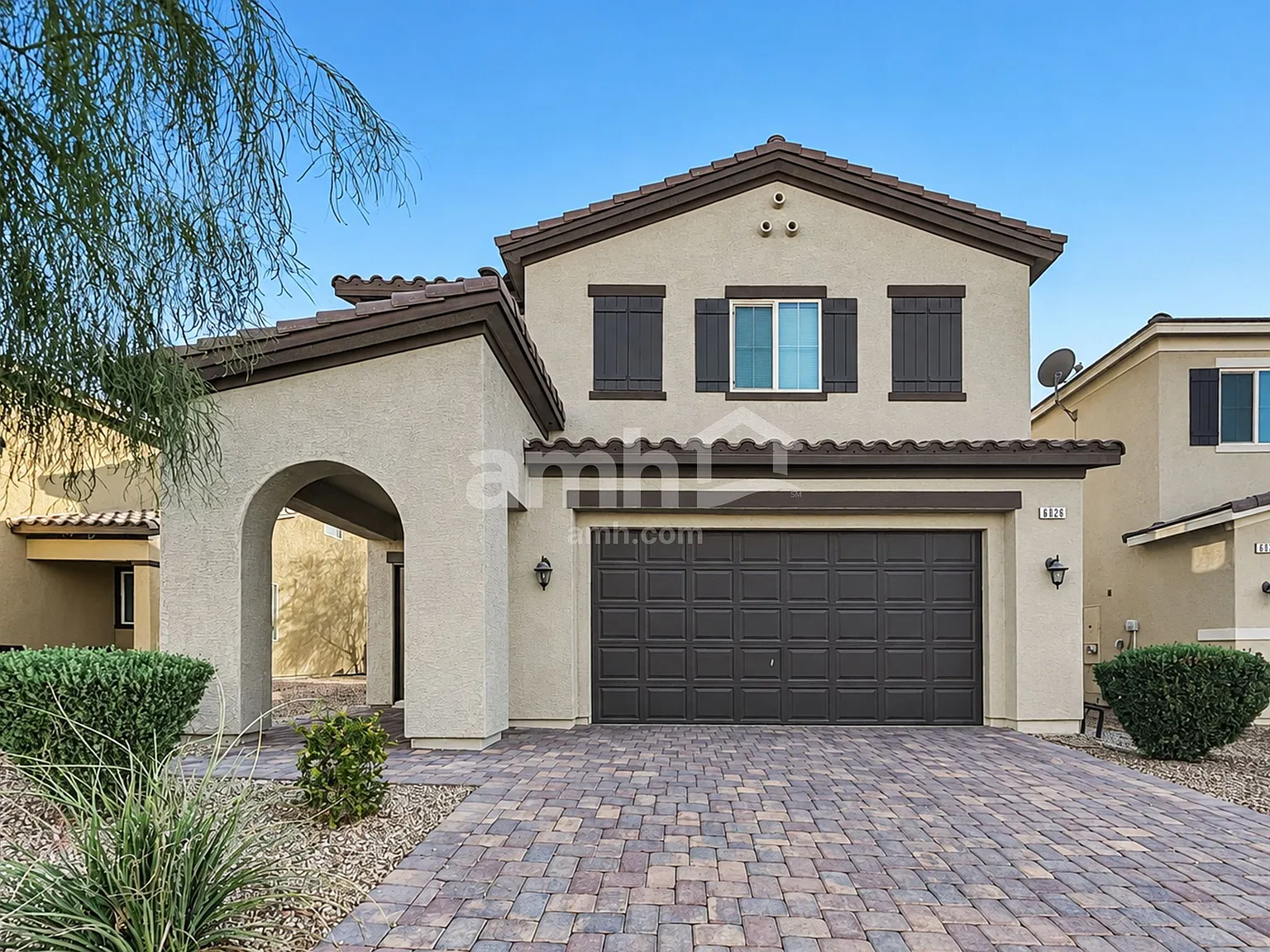 4 bed, 2.5 bath, 2463 sqft, $2,420 — Photo 1